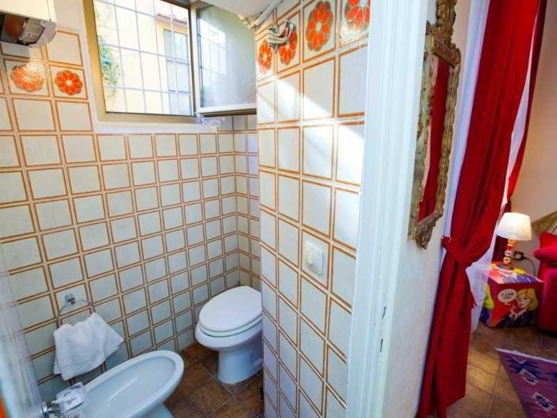 Romantica Inn Bagian luar foto